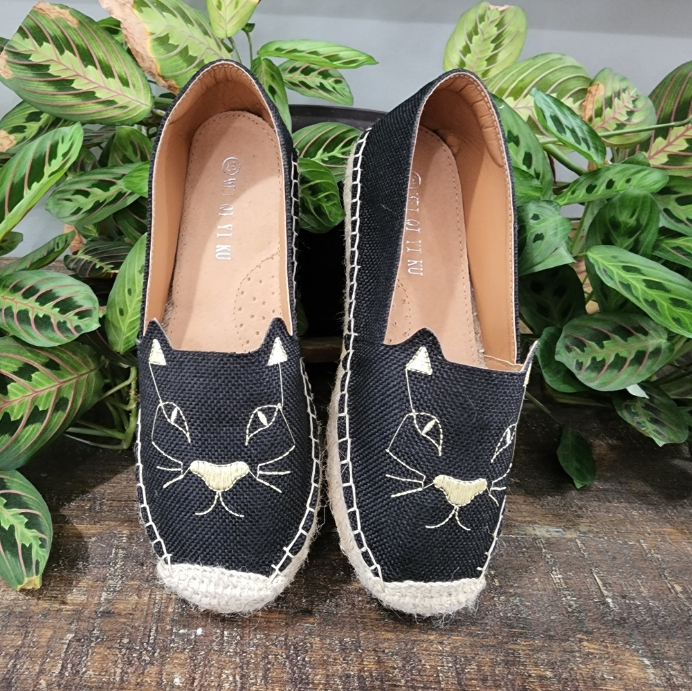 Cute Cat Slip-Ins